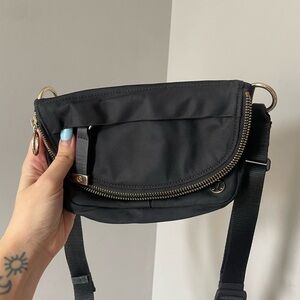 ❌ SOLD Lululemon Belt Bag ❌